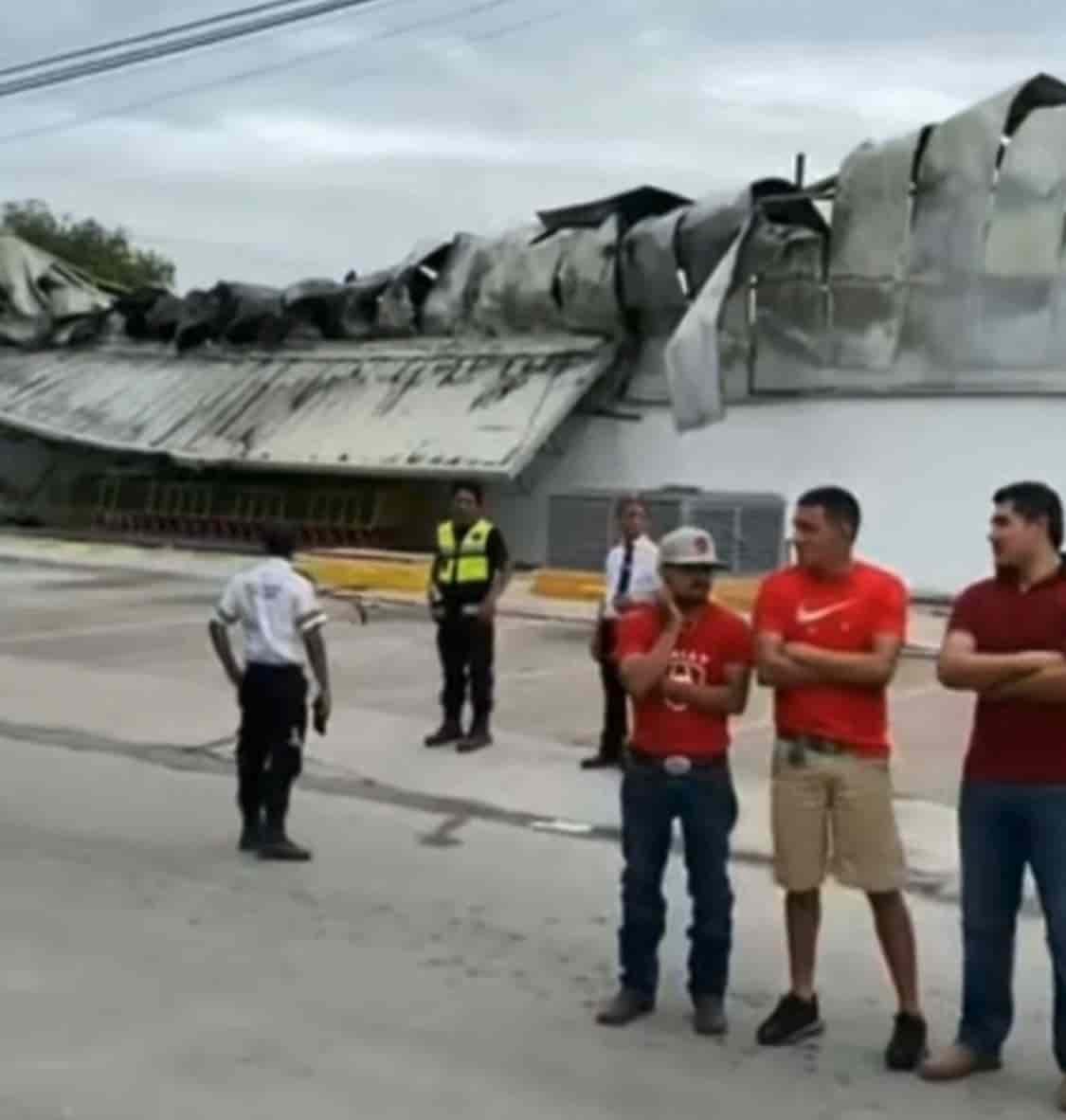 Un aniversario diferente; así celebraron en Aurrerá