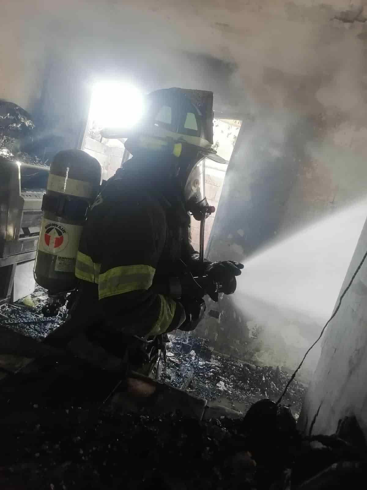 Arde vivienda en Valle Verde