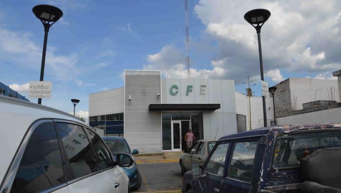“Electrocuta” CFE a usuarios