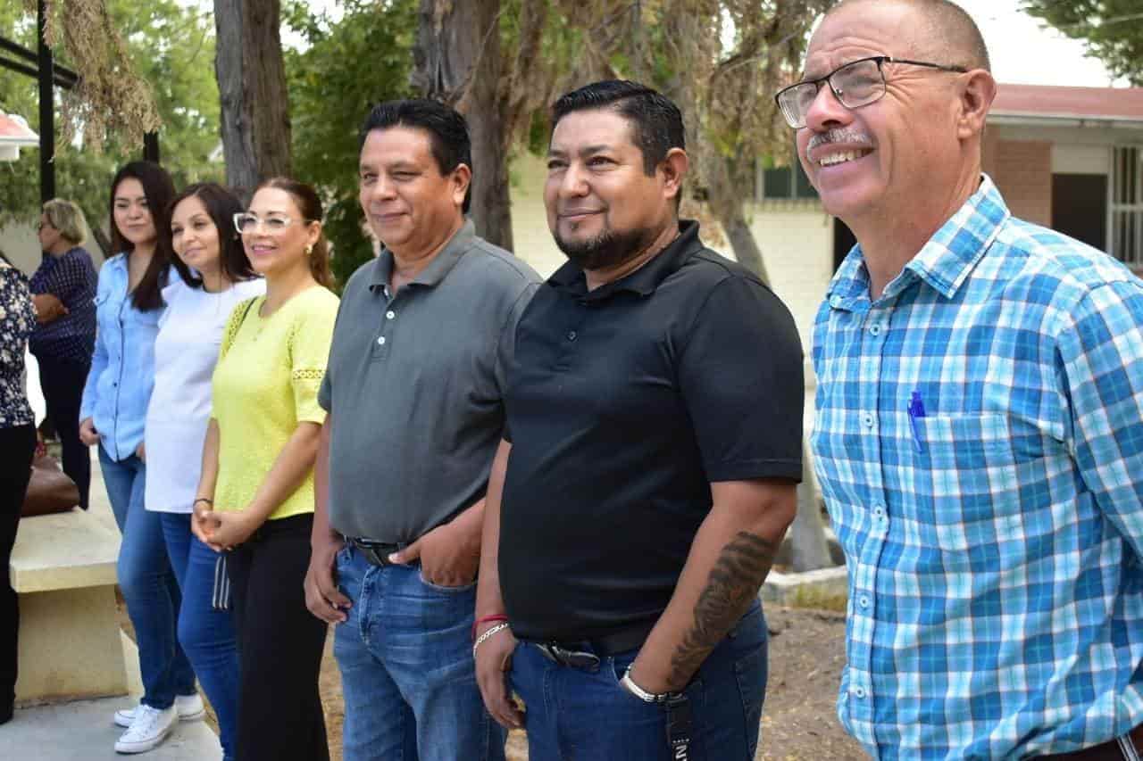 Apoya Hugo a profesores