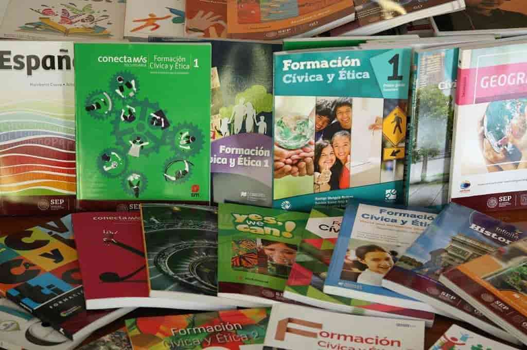 Instalarán módulo de libros de texto