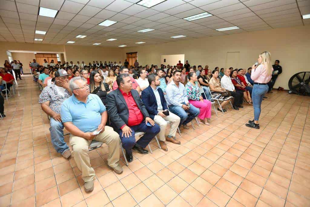 Presenta Verónica informe legislativo 