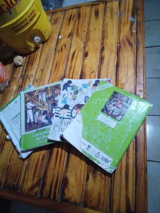 ¡Caos por falta de libros! Padres utilizarán los del ciclo anterior