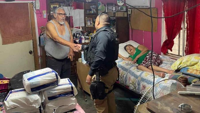 Apoya PCC a ciudadana con pañales