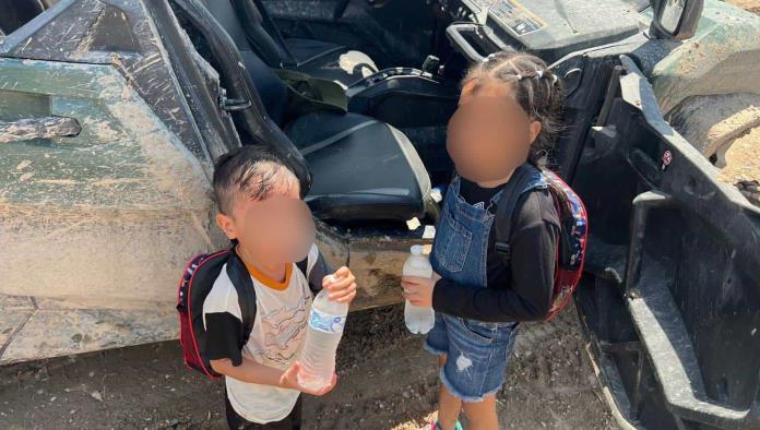 Abandonan a 2 niños a orillas del río Bravo