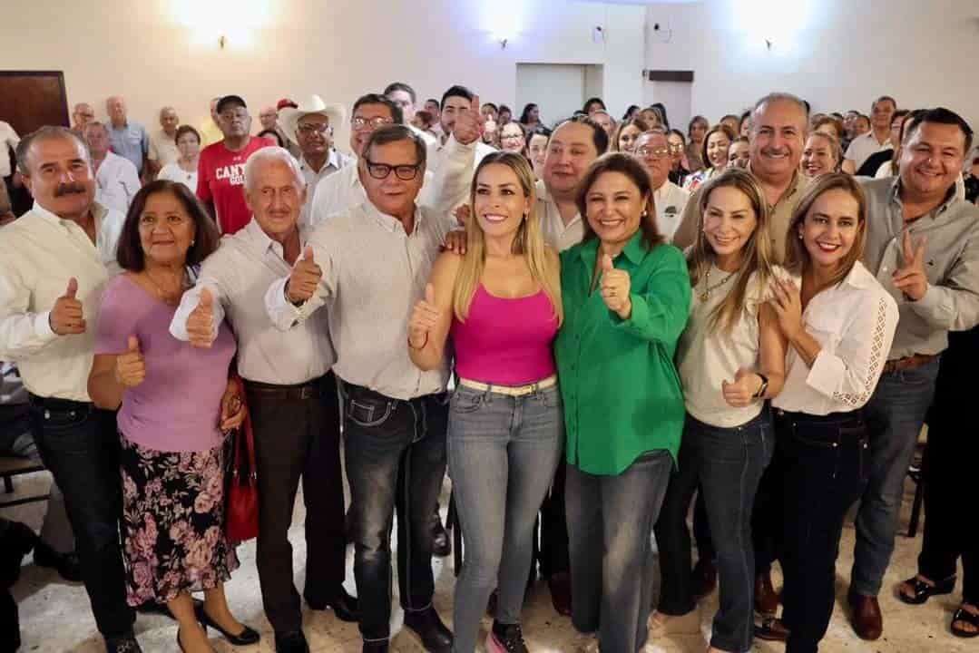 Asiste alcaldesa Diana Haro al informe legislativo de la Senadora Verónica Martínez