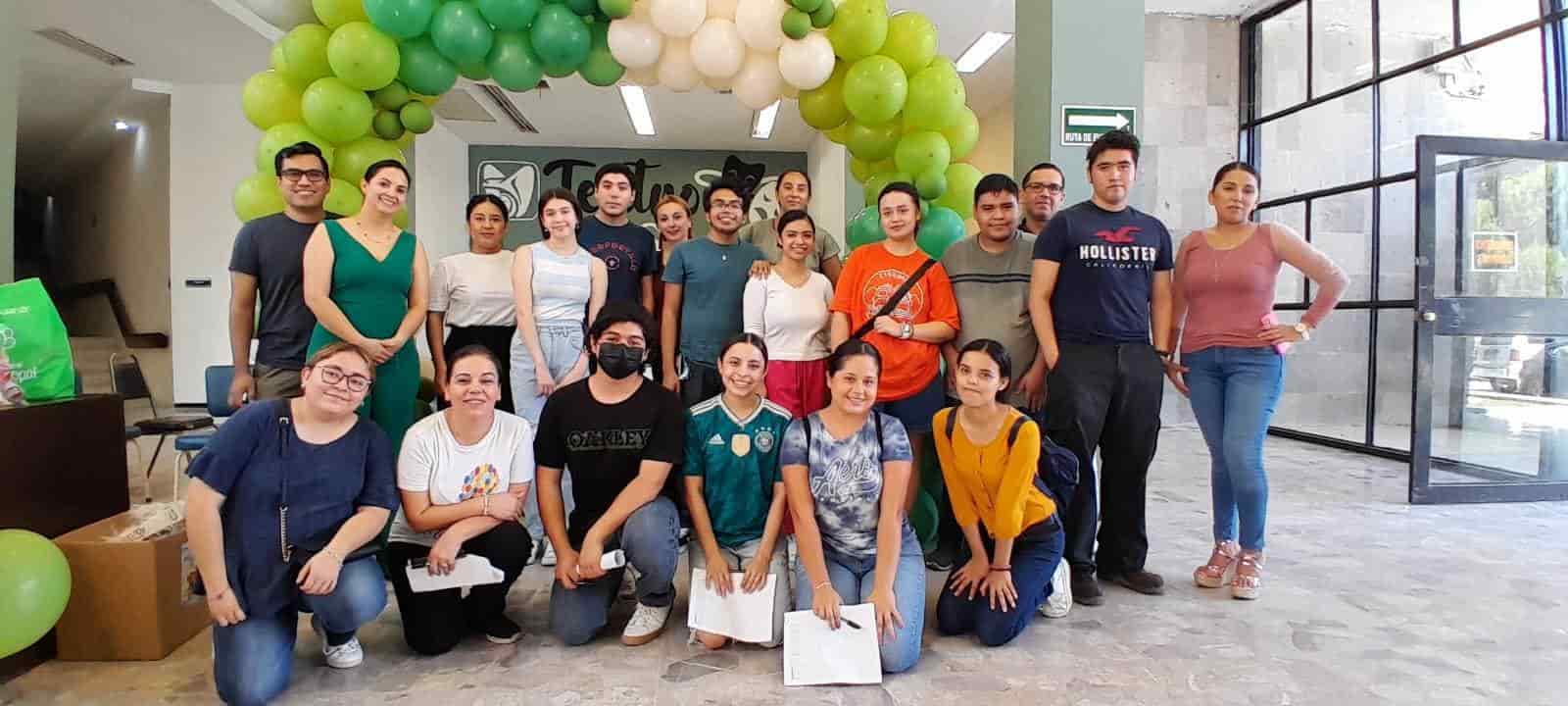 ¡Festejo y entrega de despensas!