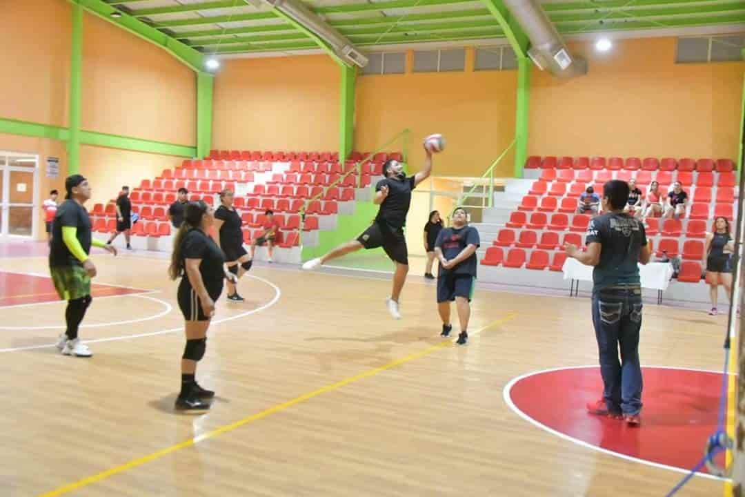 ¡Cuervos campeón! Culmina Liga Intermunicipal de Voleibol mixto
