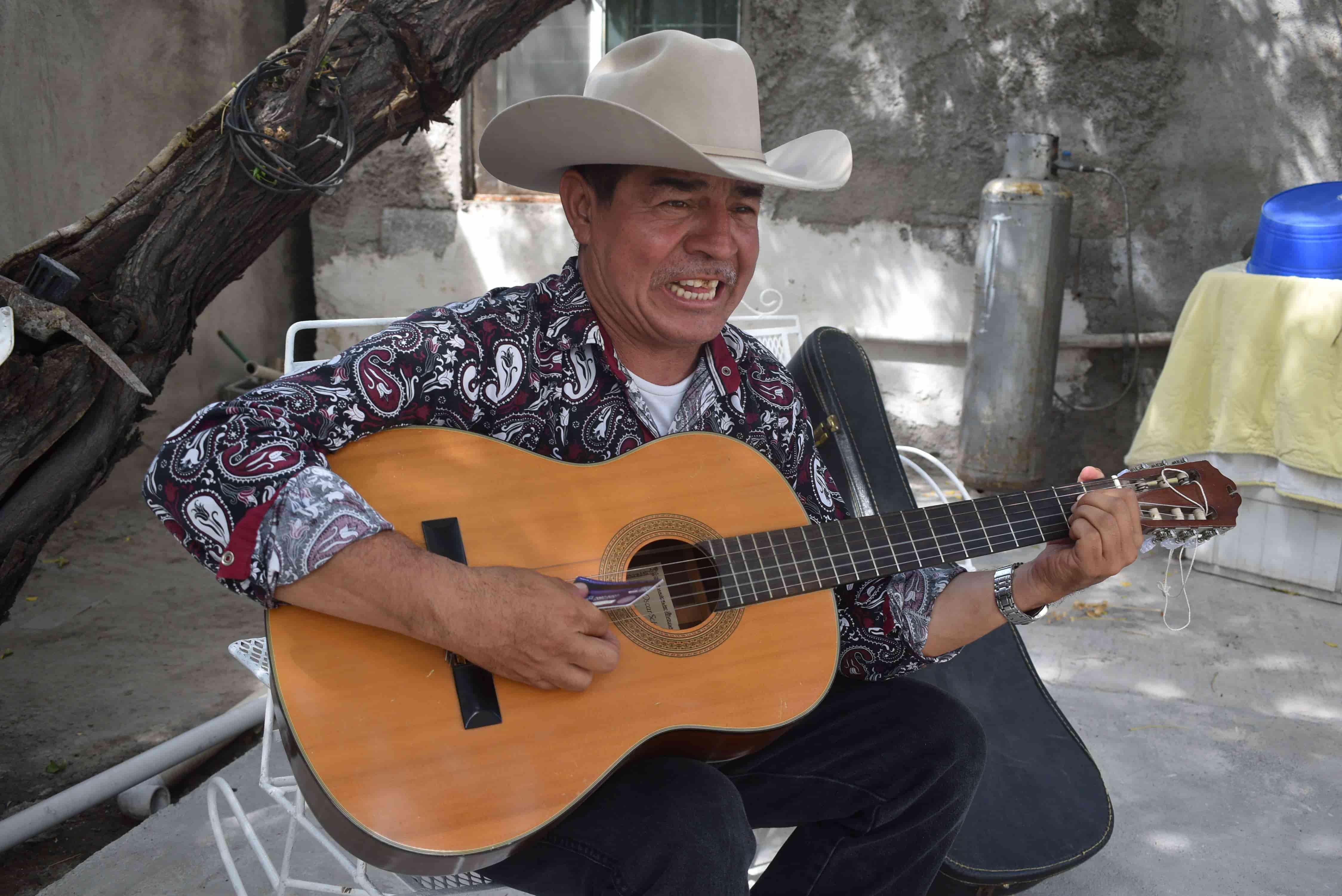 “Toca” el alma con su música