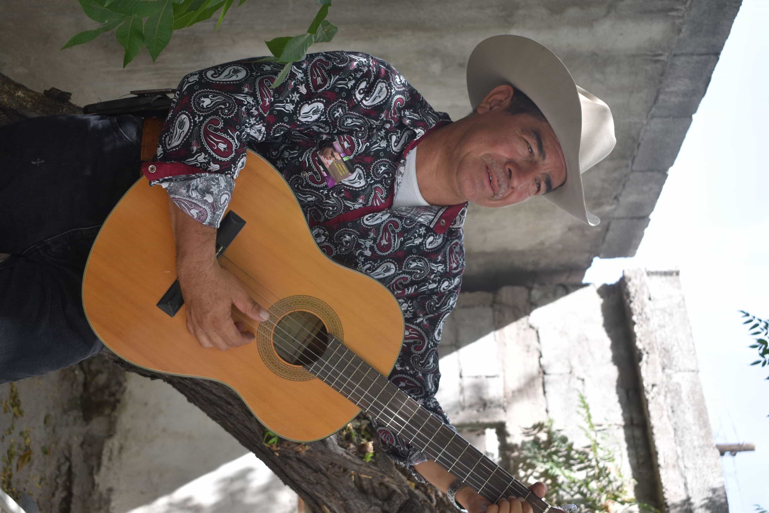“Toca” el alma con su música