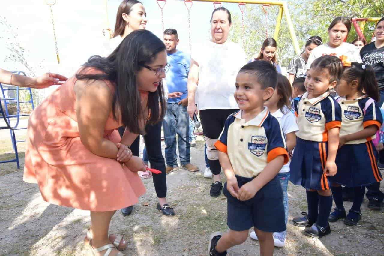 Inauguran nueva aula escolar en jardín de niños Gabriel Mistral