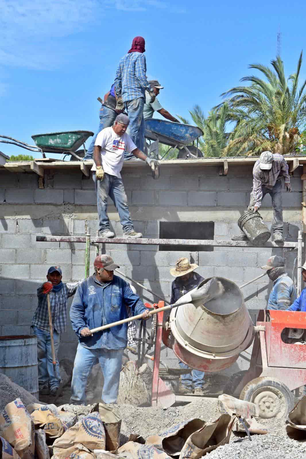 Supervisa Beto obra en kínder