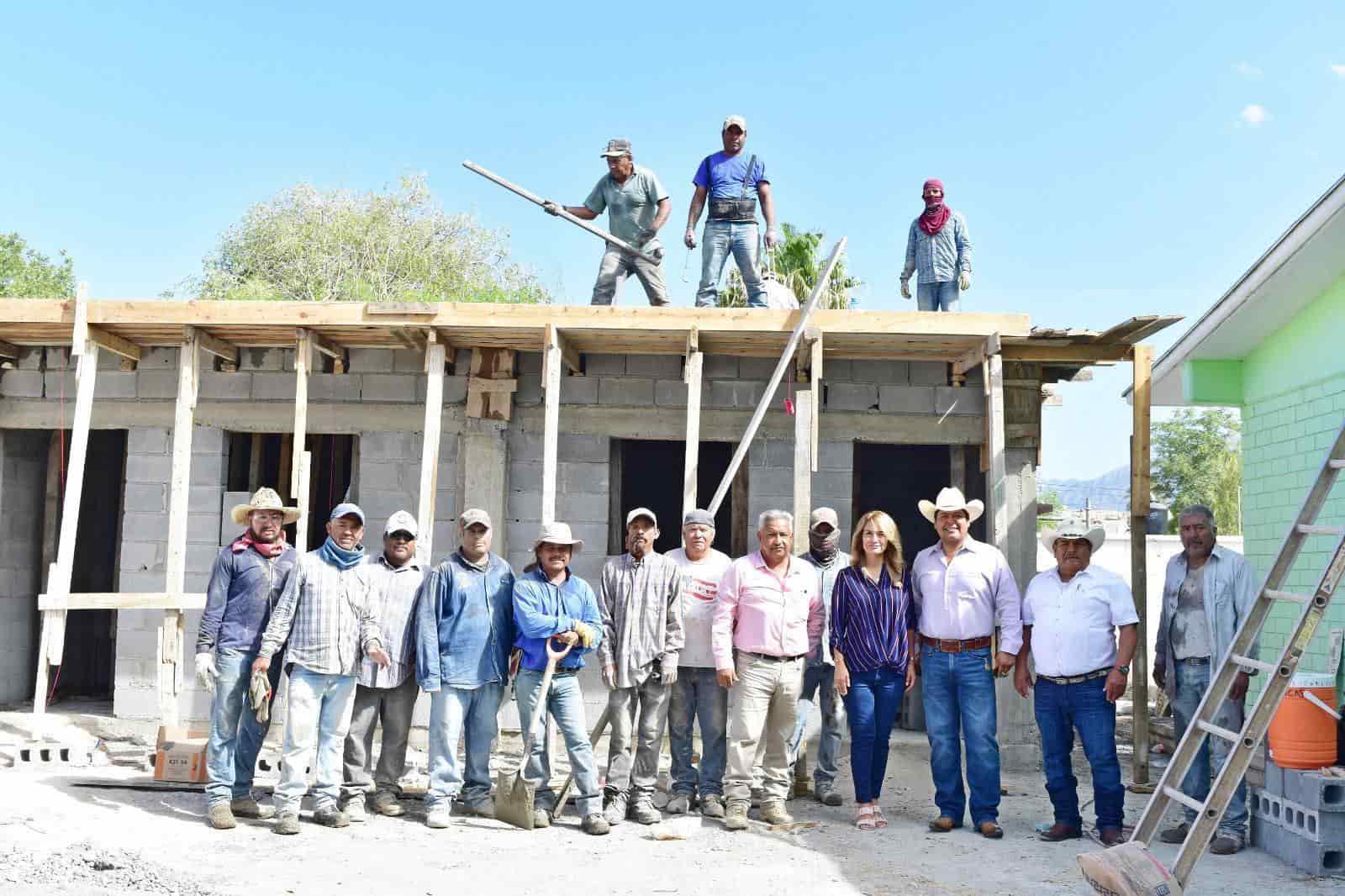 Supervisa Beto obra en kínder