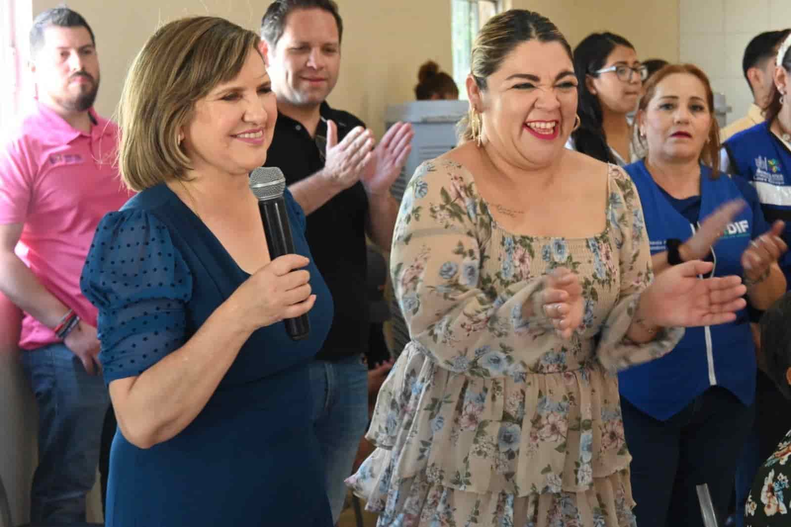 Celebra DIF a abuelitos