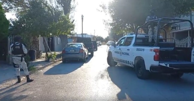 Hallan drogas, armas y cartuchos en cateo