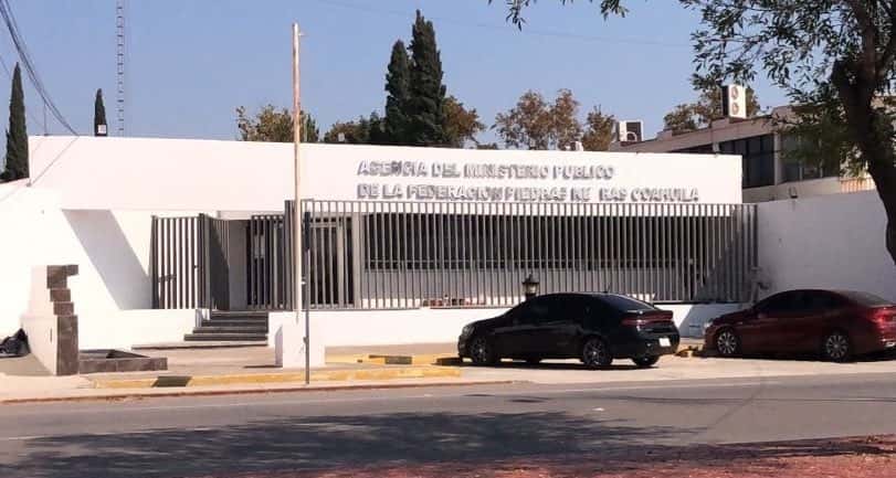 Hallan drogas, armas y cartuchos en cateo