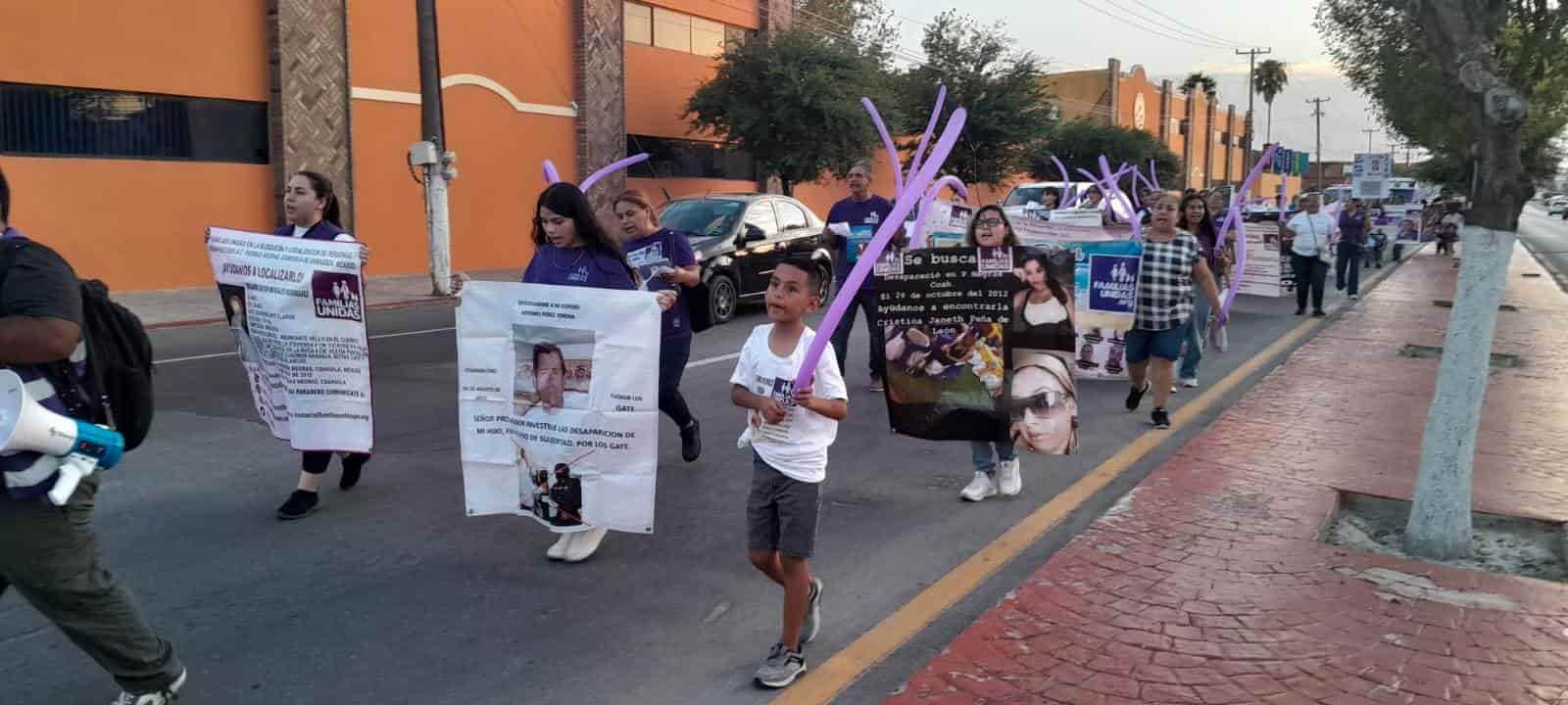 Colectivo Familias Unidas; Realizan marcha pacífica 