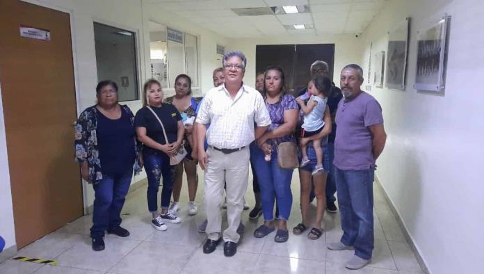 Puras “trabas” para escriturar