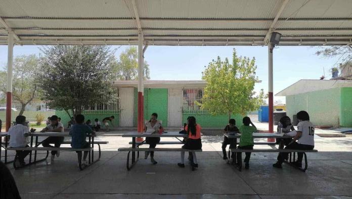 Sin luz escuela Ramón Flores