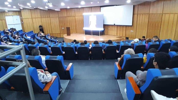 Realizan primer foro prevención