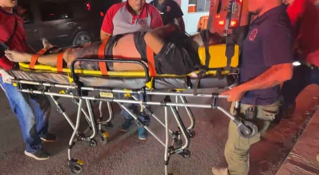 Sufre motociclista severo accidente 