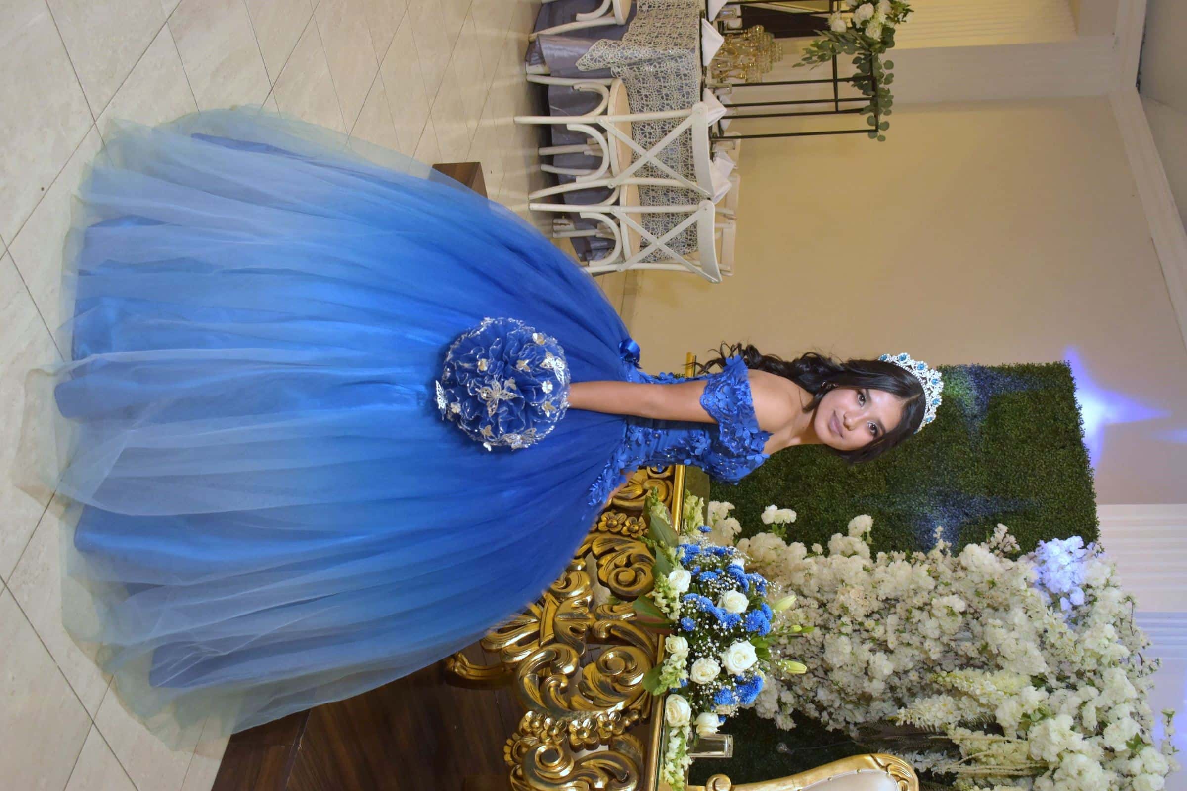 Mireya Marie llega a la edad de las ilusiones