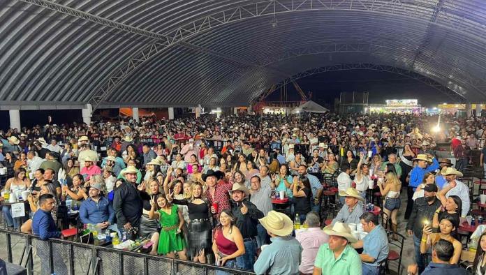 Gran cierre de la feria de santa Rosa