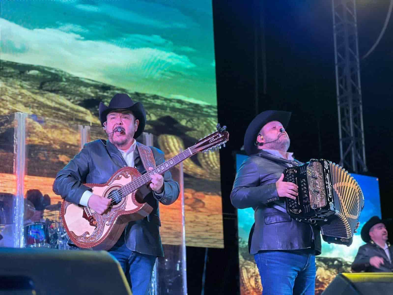Termina con saldo blanco