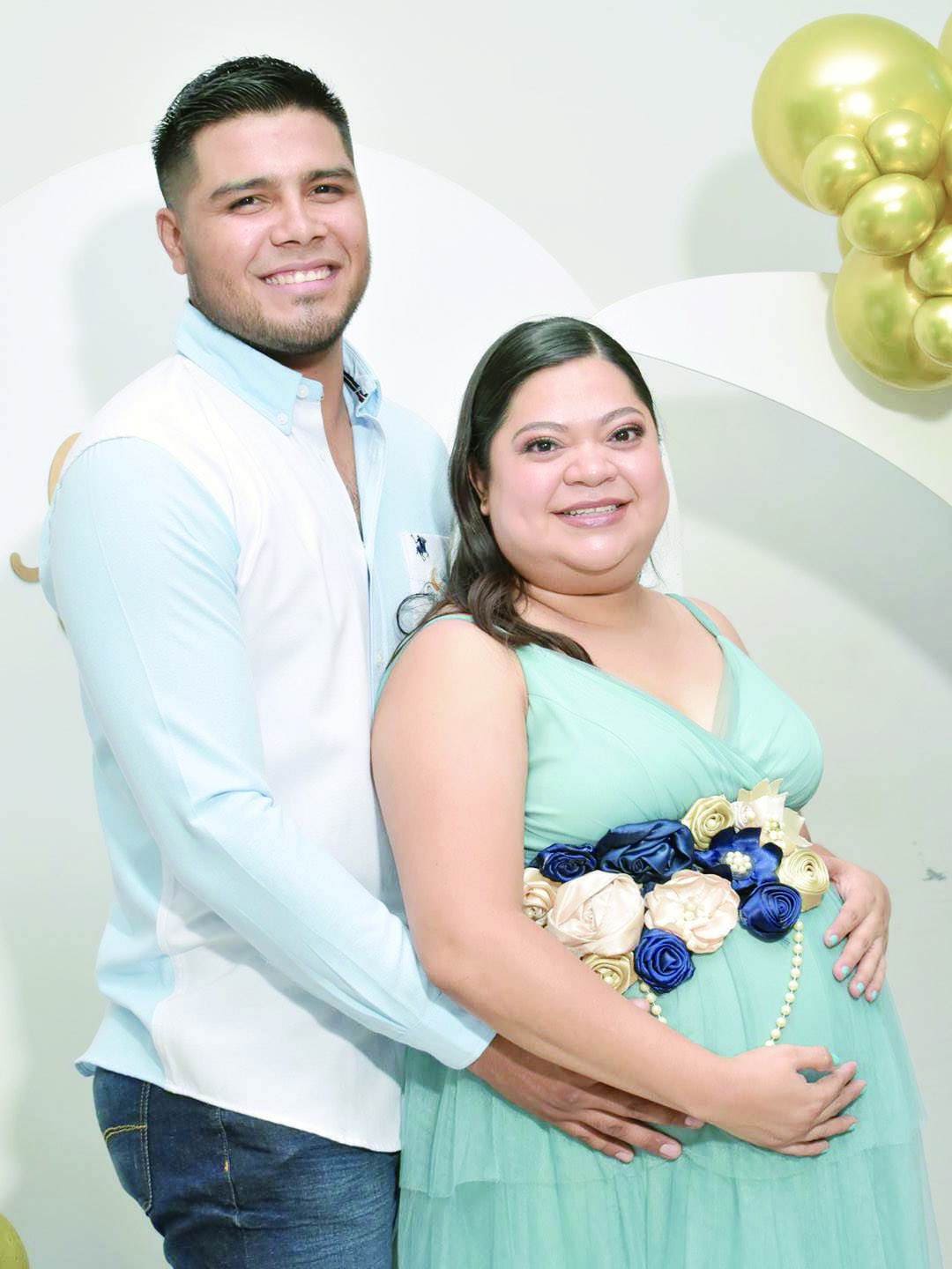 Valeria espera su primer bebé