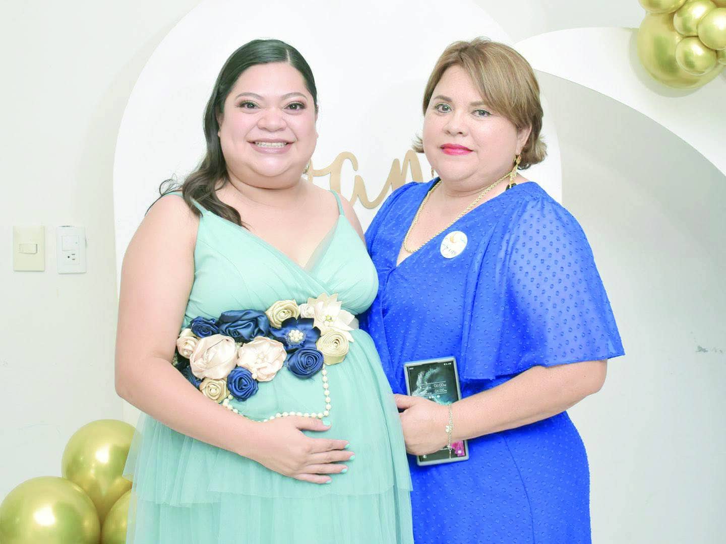 Valeria espera su primer bebé