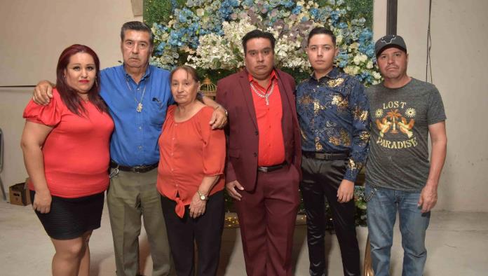 Celebran en familia