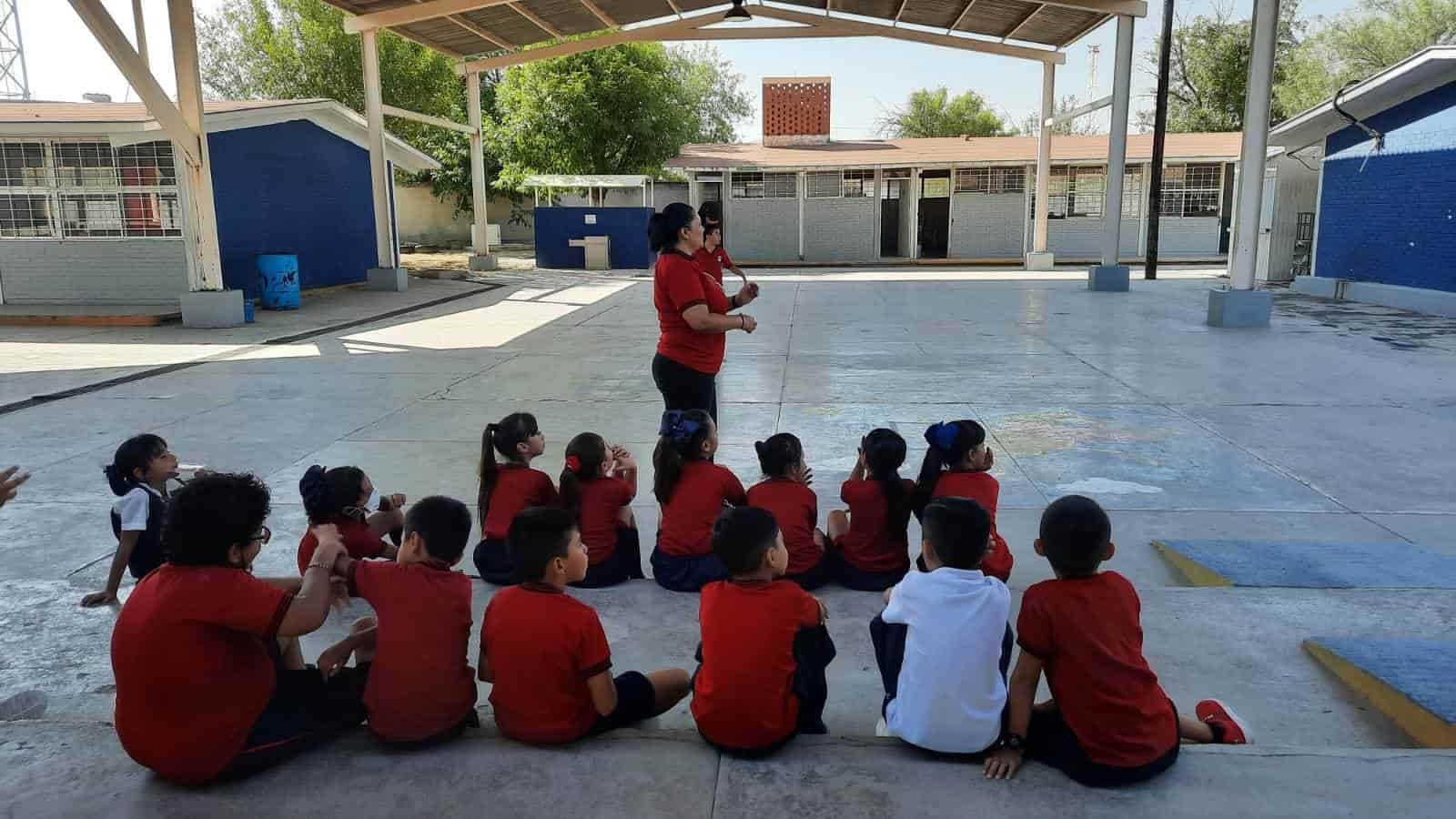 Causan ladrones corto en escuela