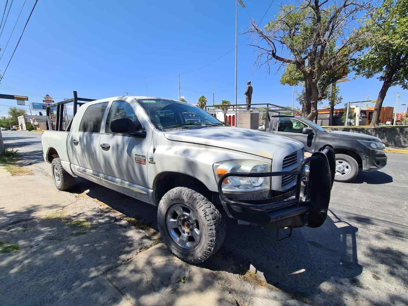 Frunce ranchero auto en choque