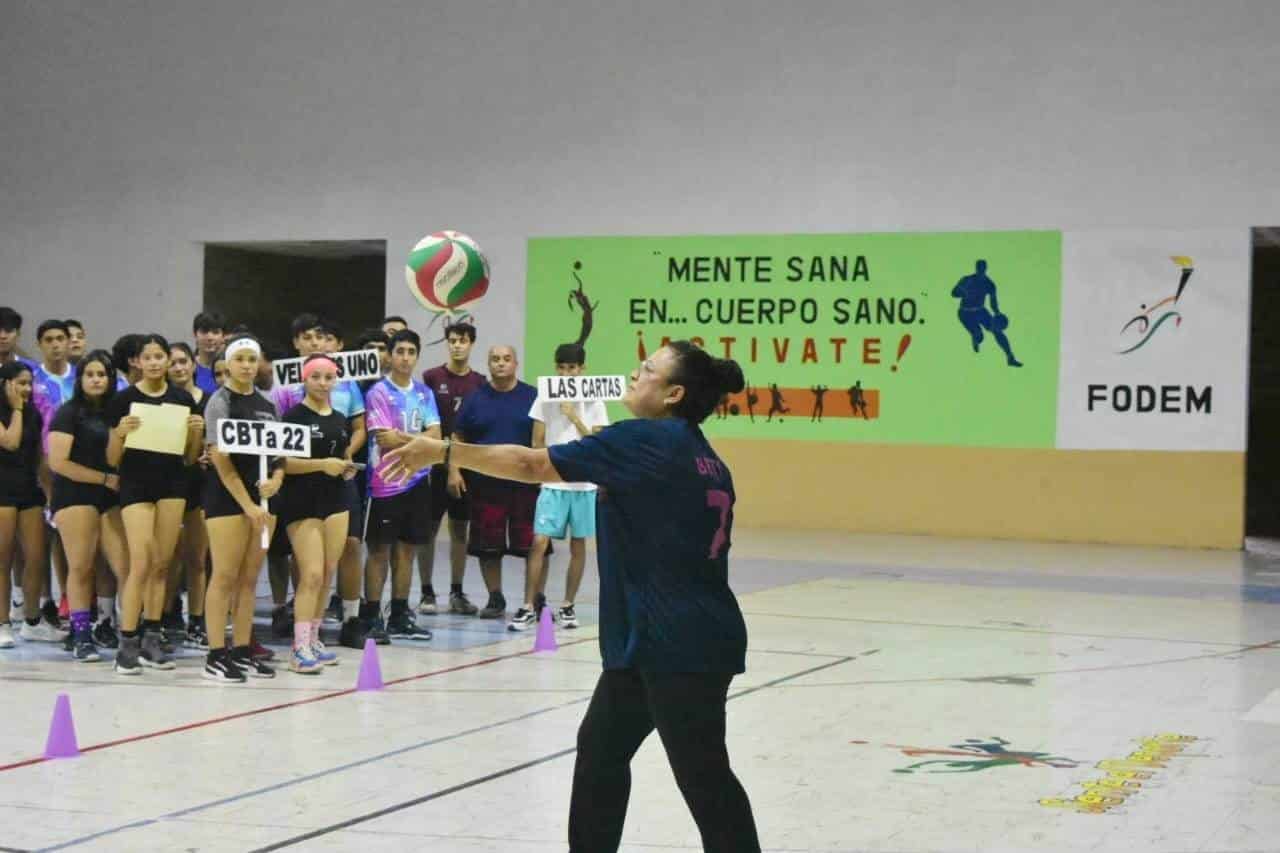 Inicia la liga de voleibol