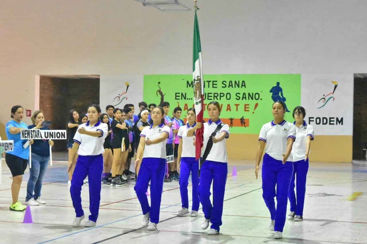 Inicia la liga de voleibol