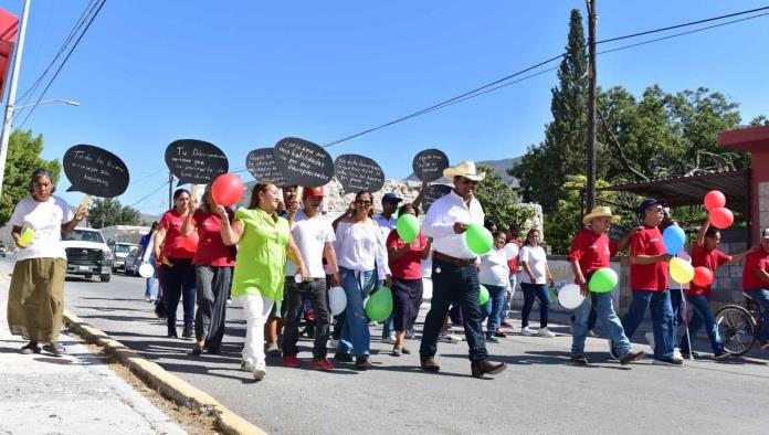 Realiza el DIF caminata inclusiva