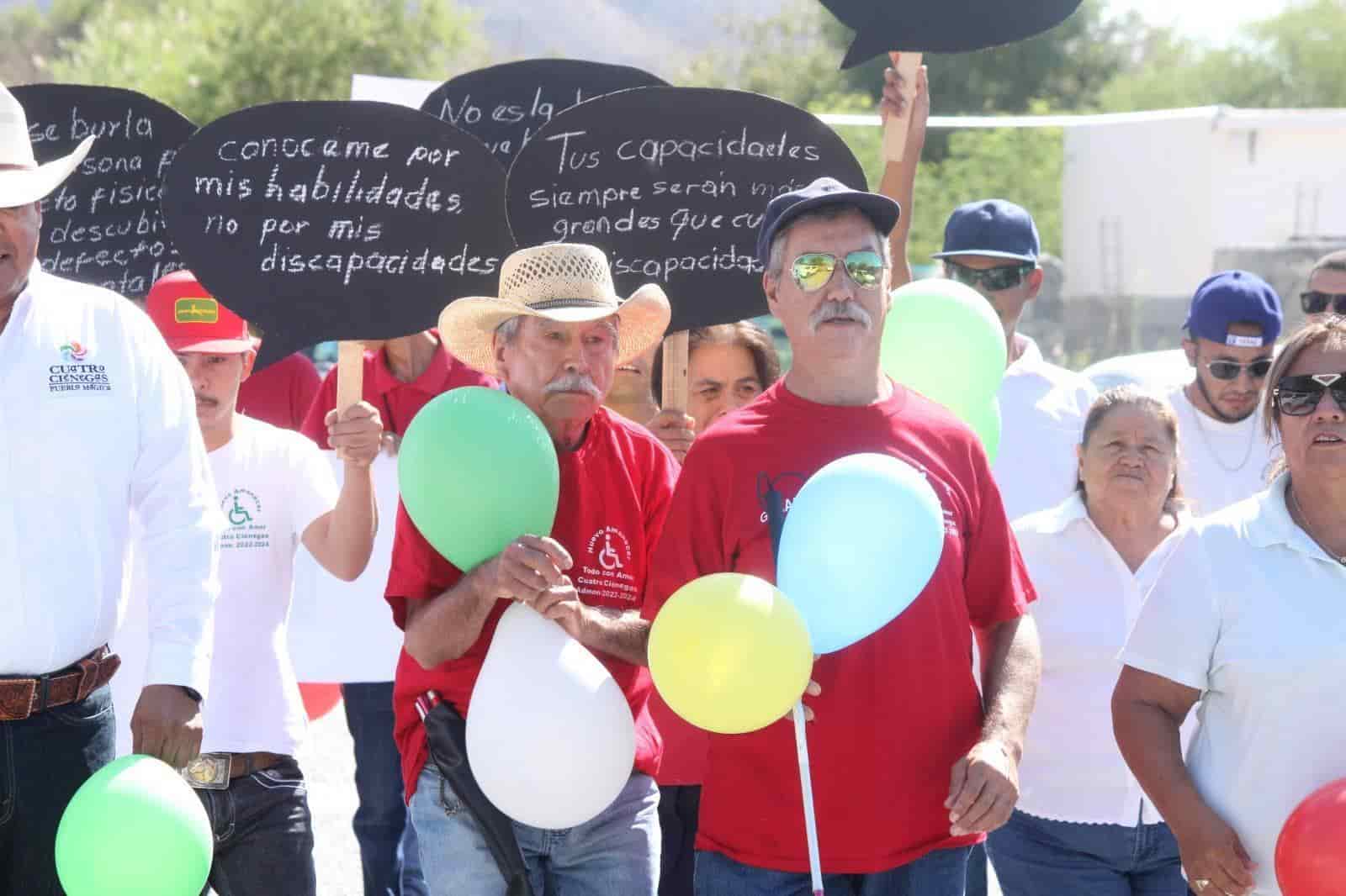 Realiza el DIF caminata inclusiva