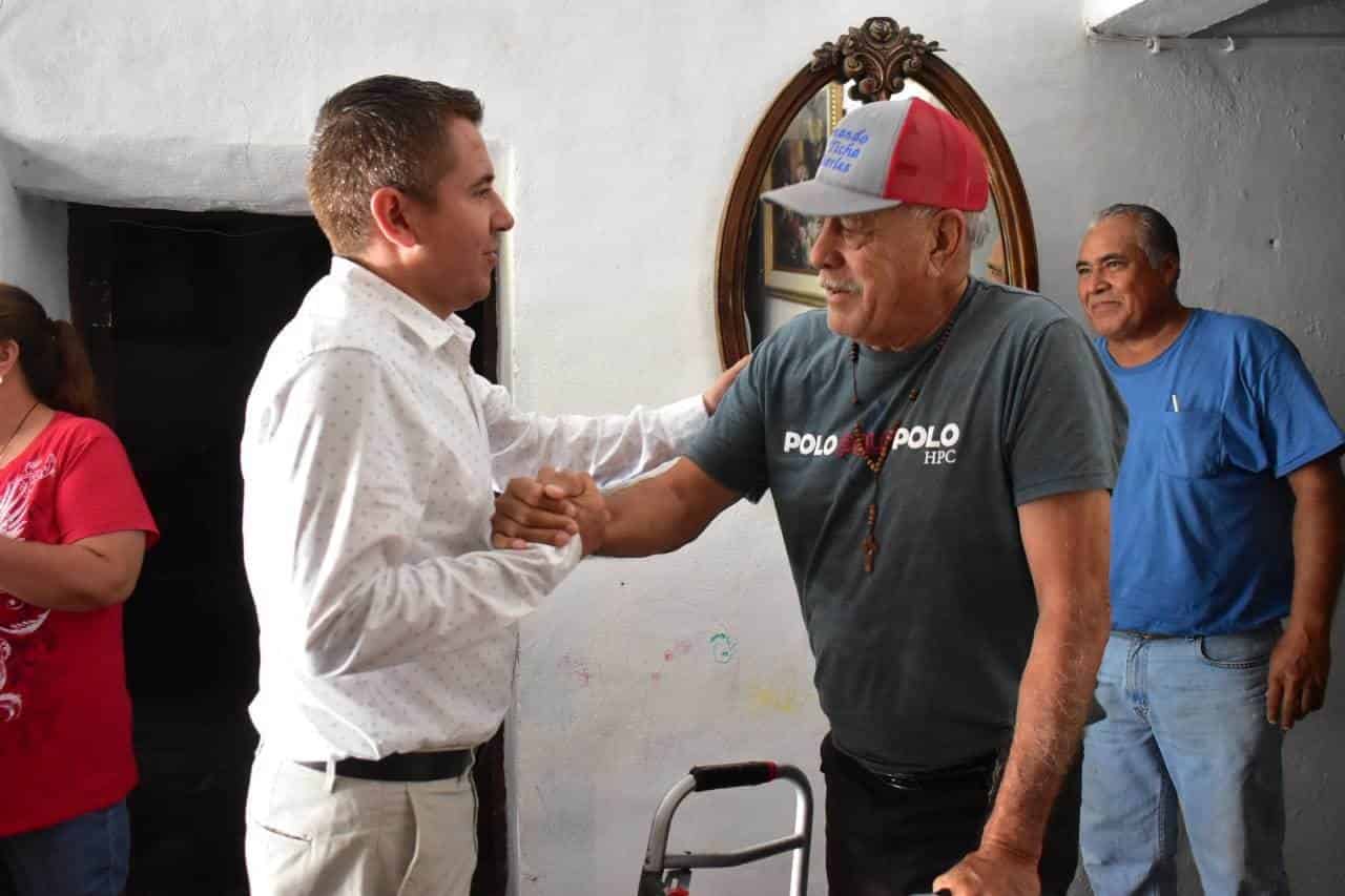 Visita Hugo más familias