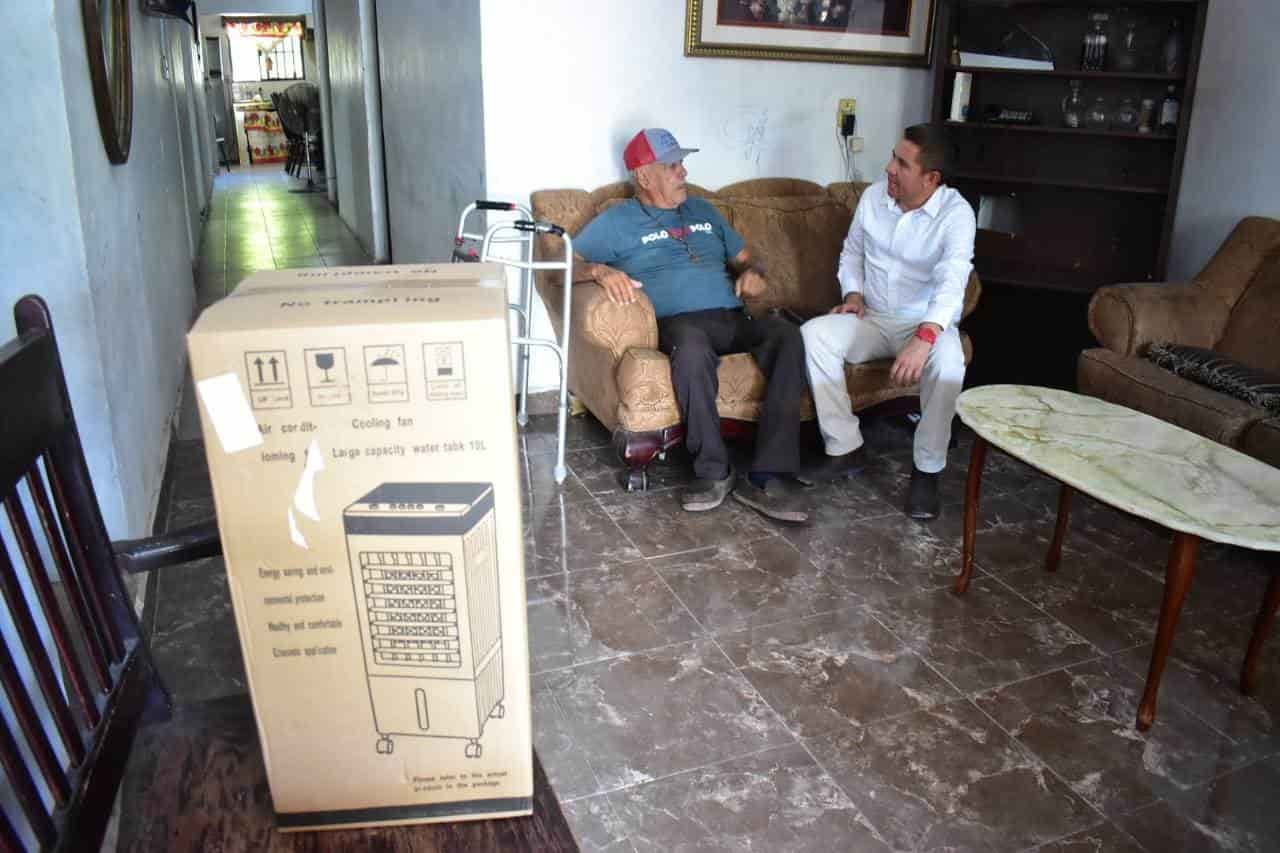 Visita Hugo más familias