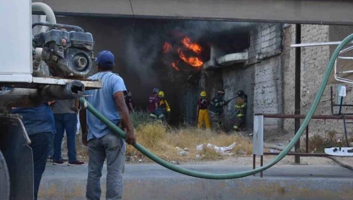 Arde Central de Dulces Frontera