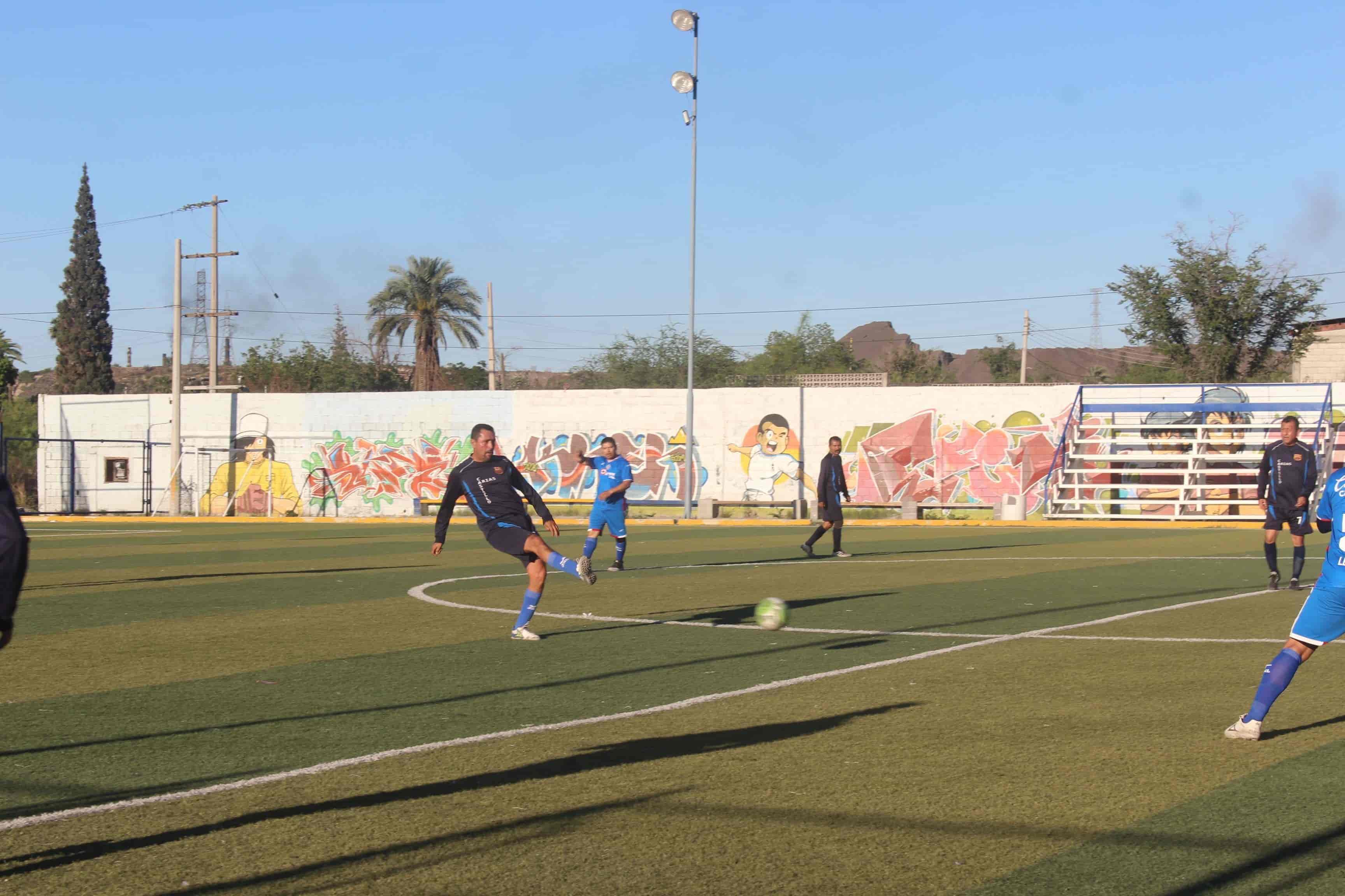 Colonia Obrera sorprende a Polonia