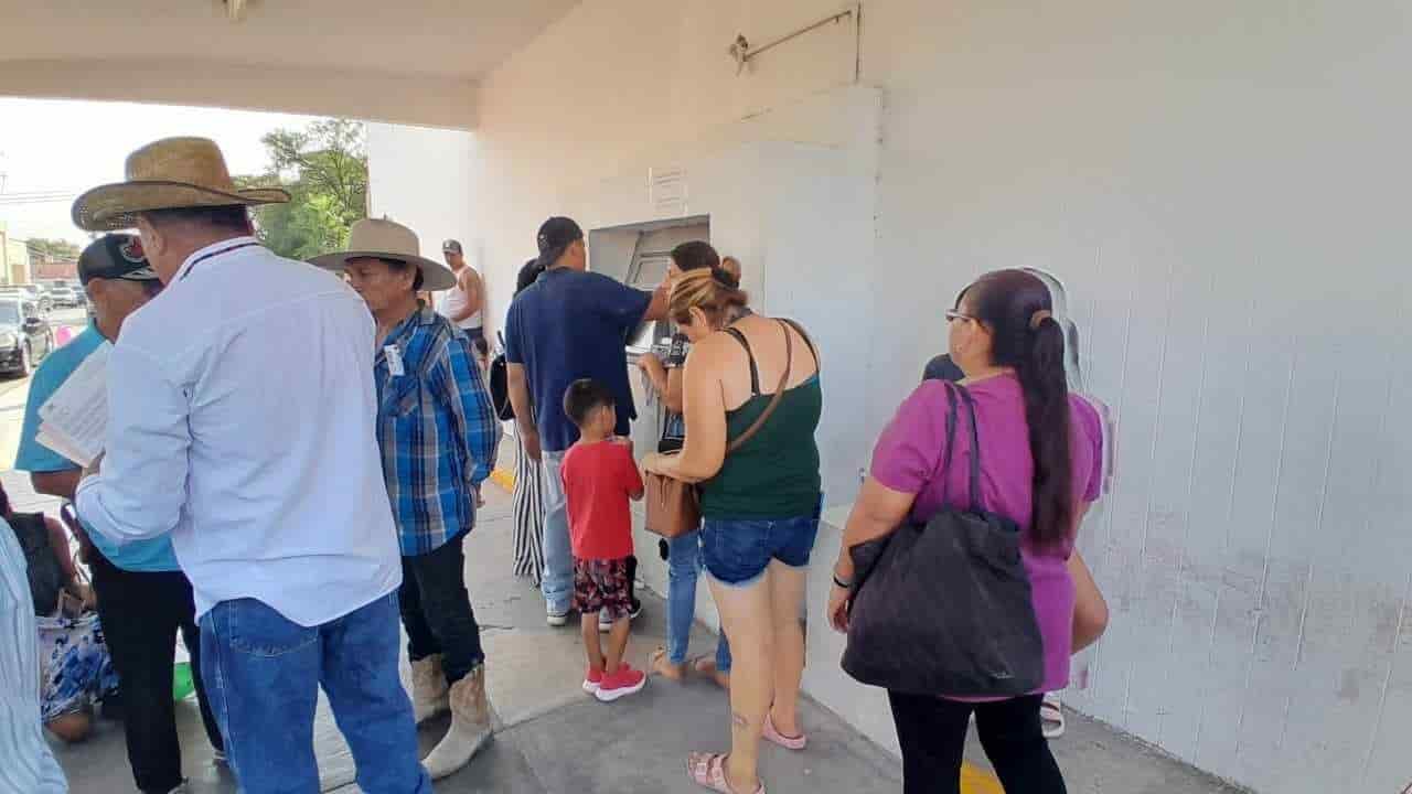 ¡CFE aún no responde!