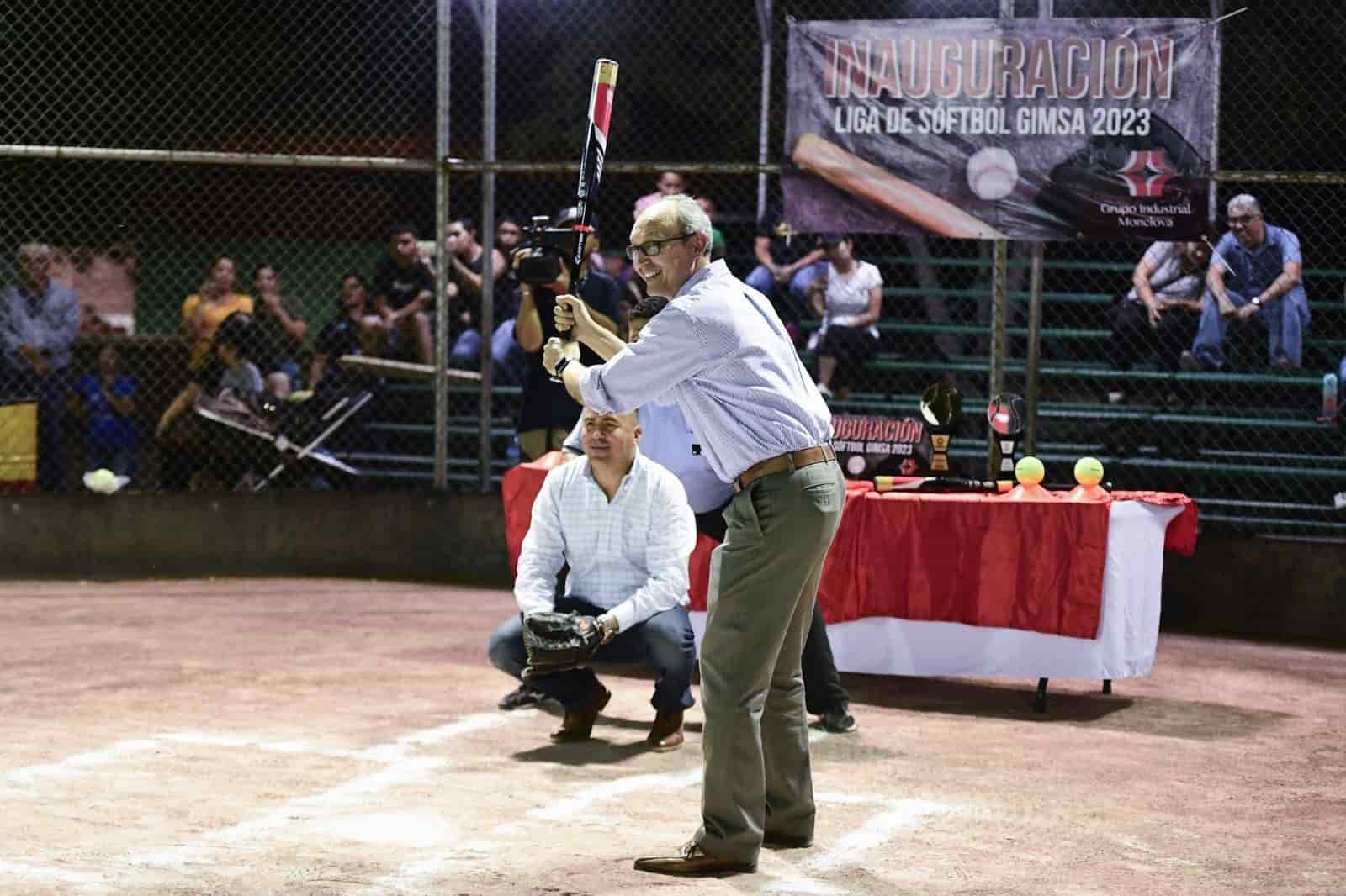 Inaugura softbol nocturno GIMSA