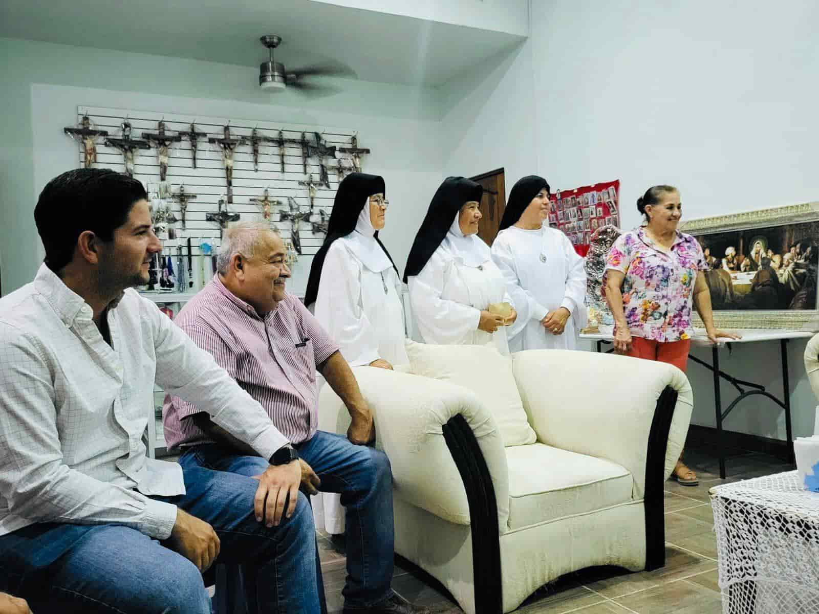 Apoyan ciudadanos unidos a monasterio de Múzquiz