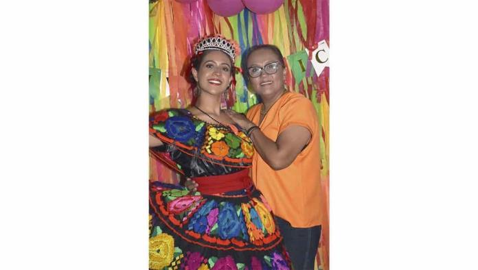 Celebrando tradiciones
