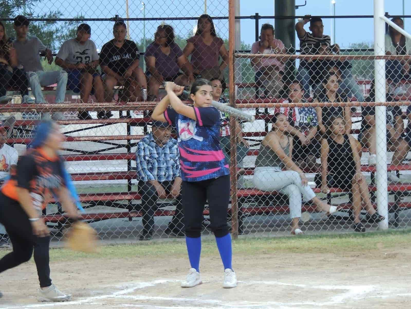 Jornada de softbol patrio este sábado 16 de septiembre