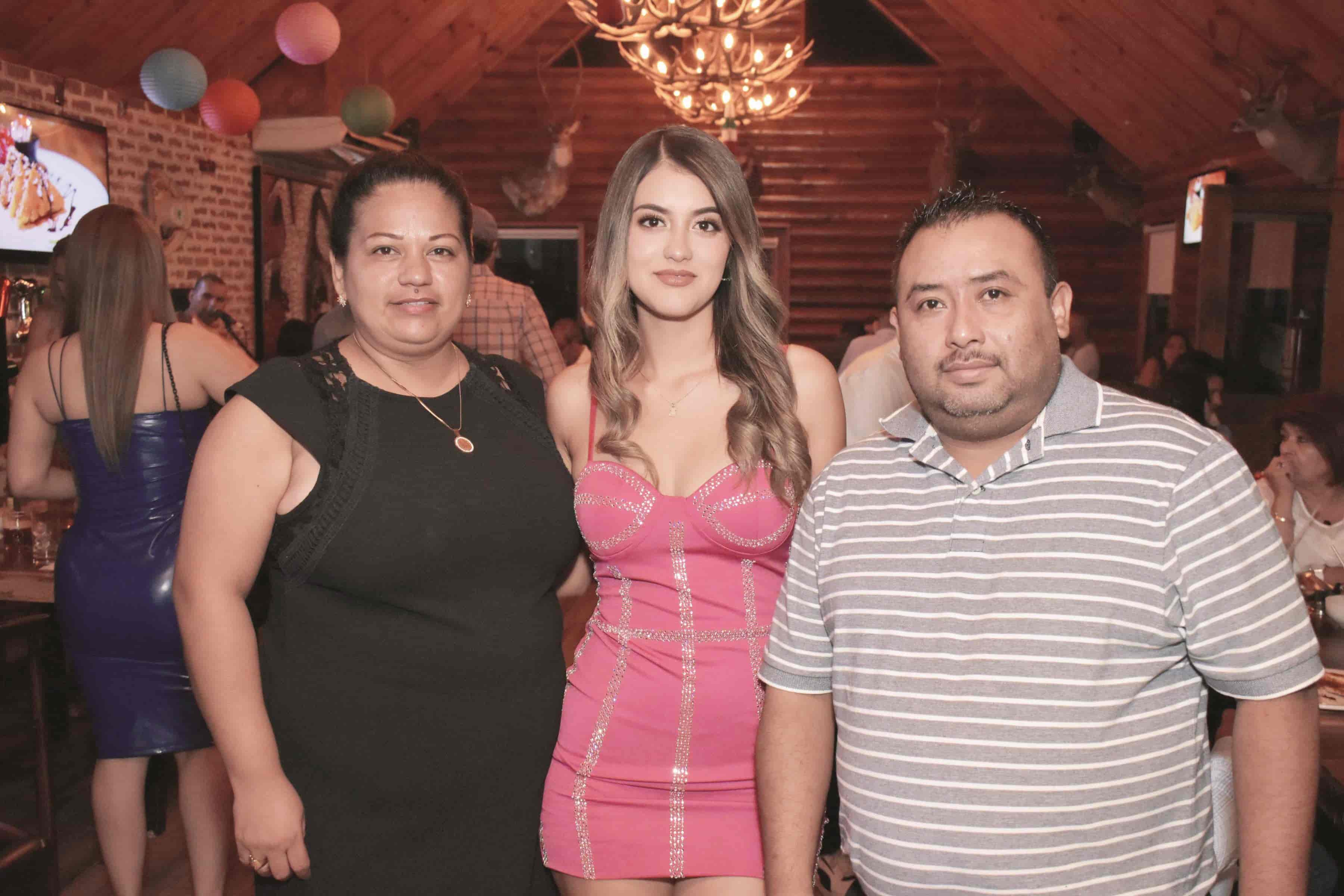 Mía Mayanin alcanza su mayoría de edad