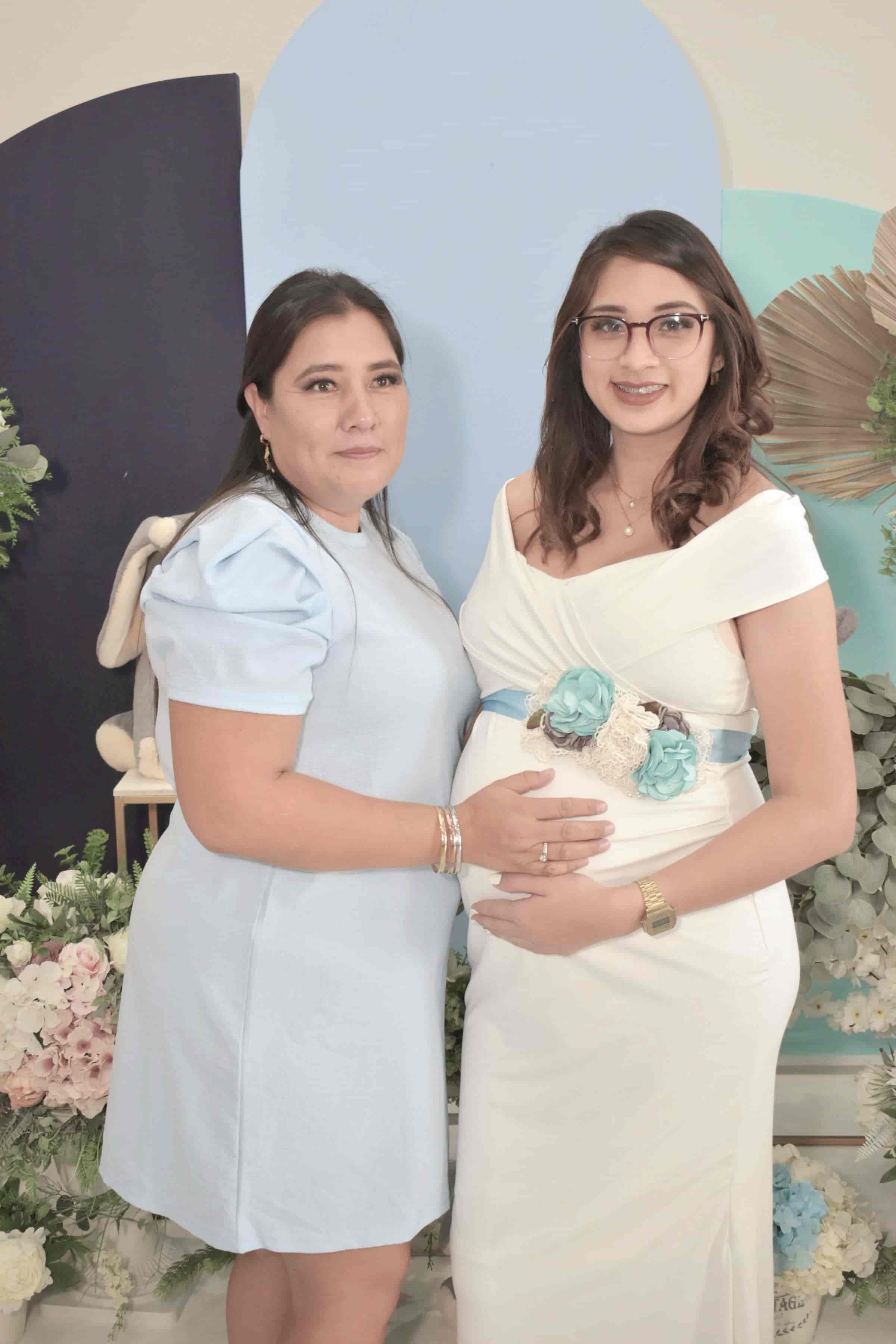 Dulce Saucedo espera a su primogénito