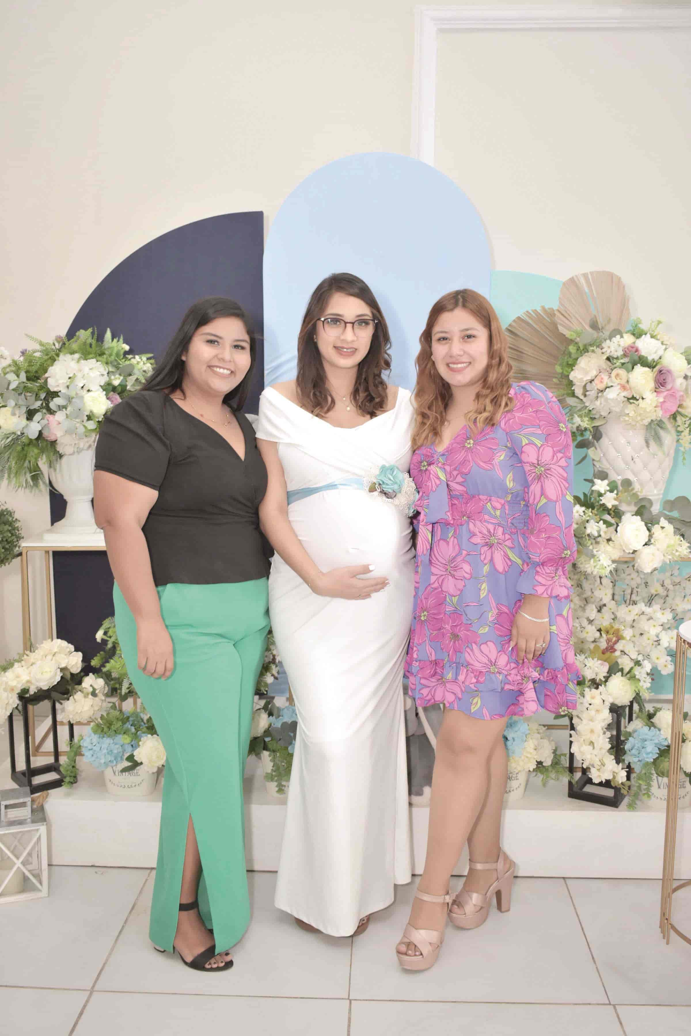 Dulce Saucedo espera a su primogénito