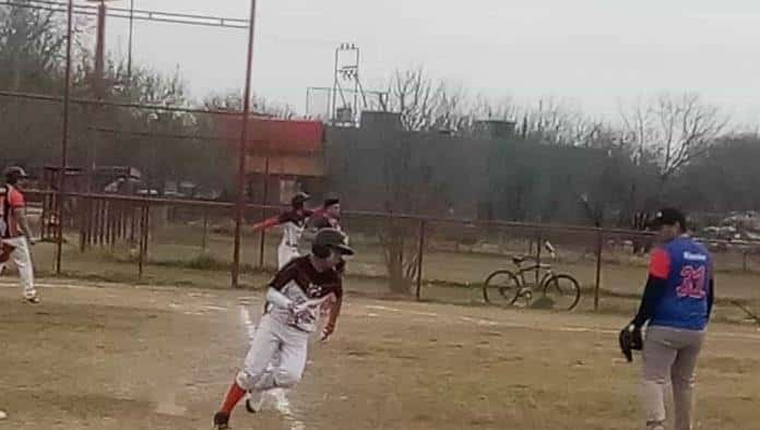 Acciones del rey de los deportes en el beisbol intercolonial mayor